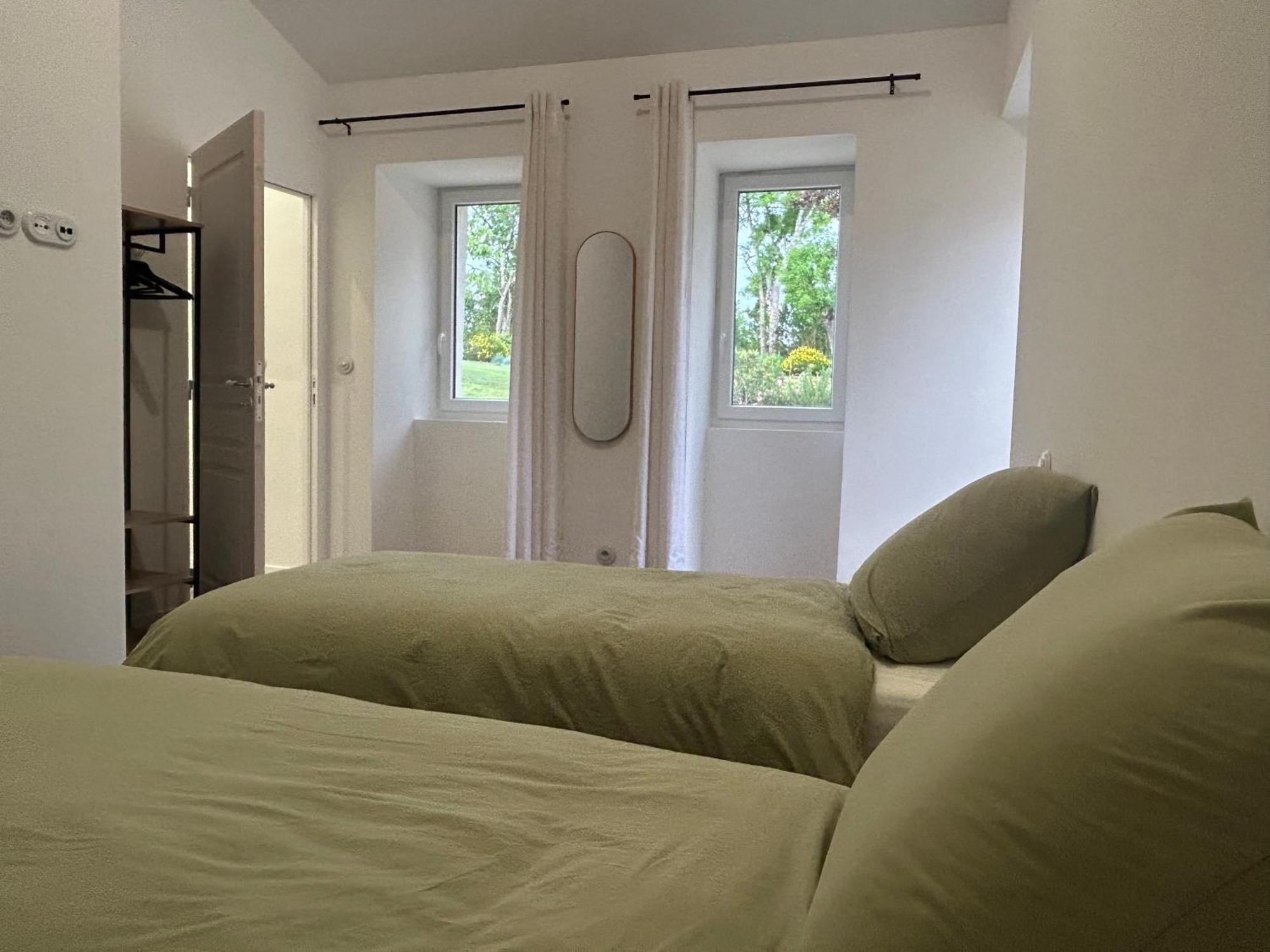 Maison De Vacances Gondrin Room photo